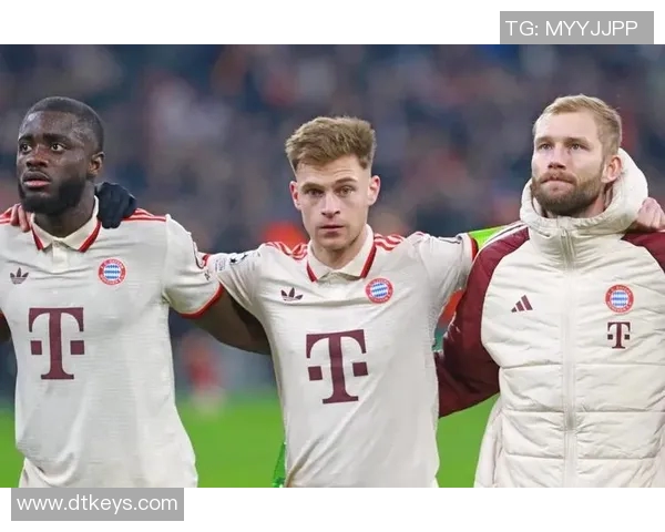 拜仁慕尼黑主场大胜，德甲榜首稳如磐石