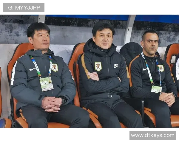 广州龙狮主帅被解职,球迷呼吁支持新教练航位