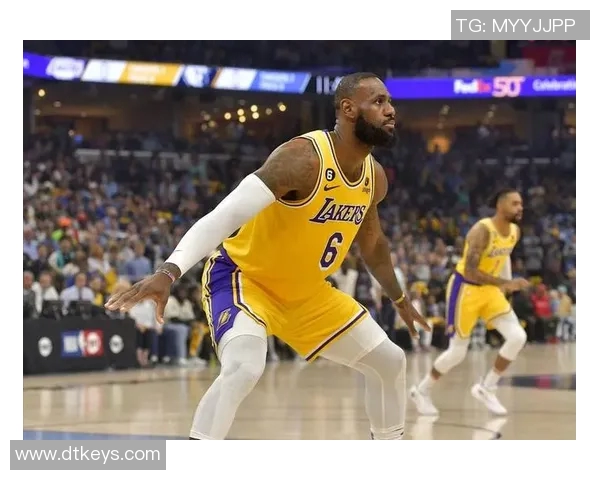 湖人队少主：大明星新秀再战，血染绿城重挫灰熊