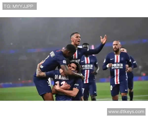 皇马官方宣布签下巴黎圣日耳曼球星，强化中场实力